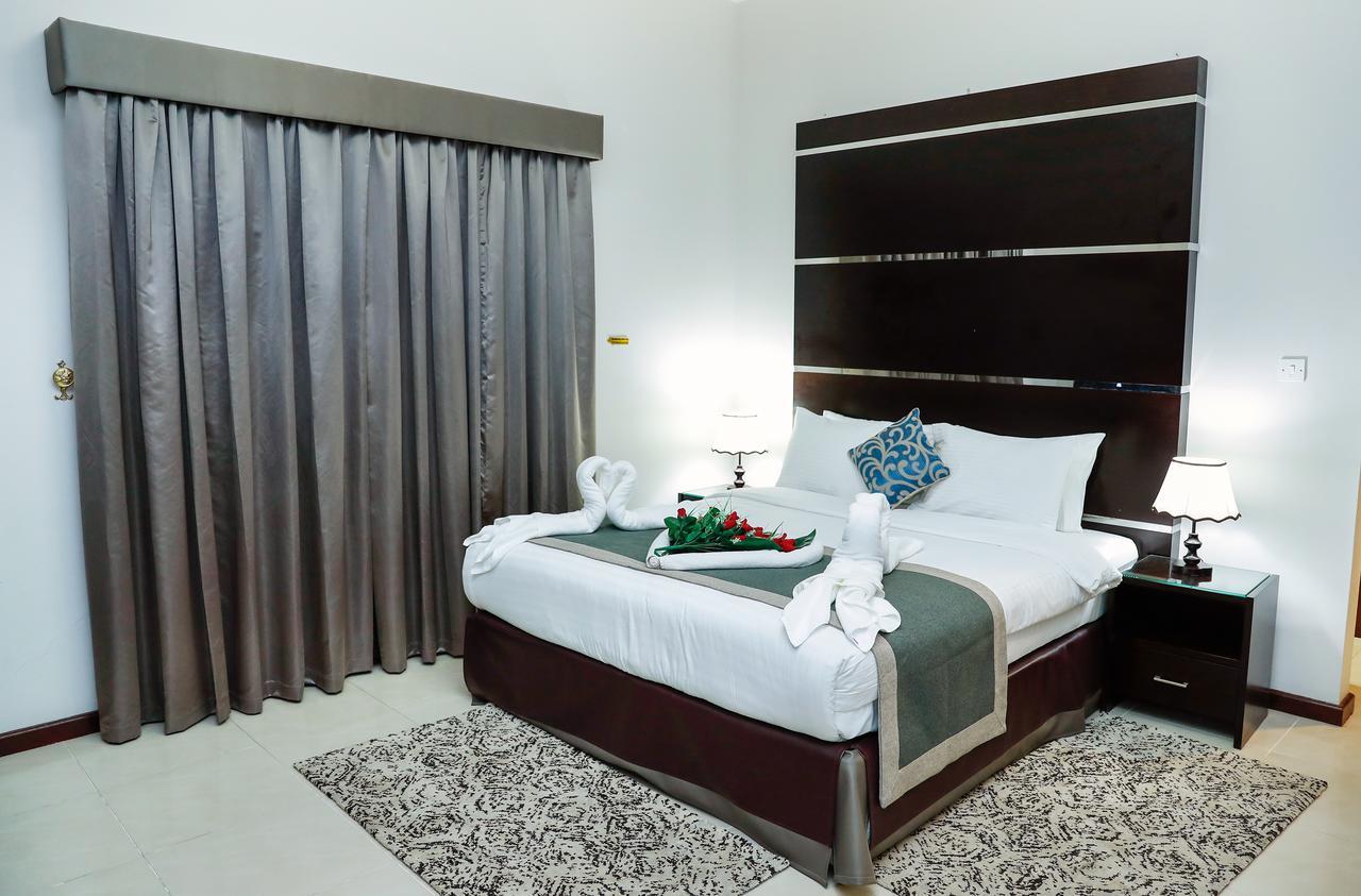 Ruru Tower Aparthotel Al-Manamah Bagian luar foto