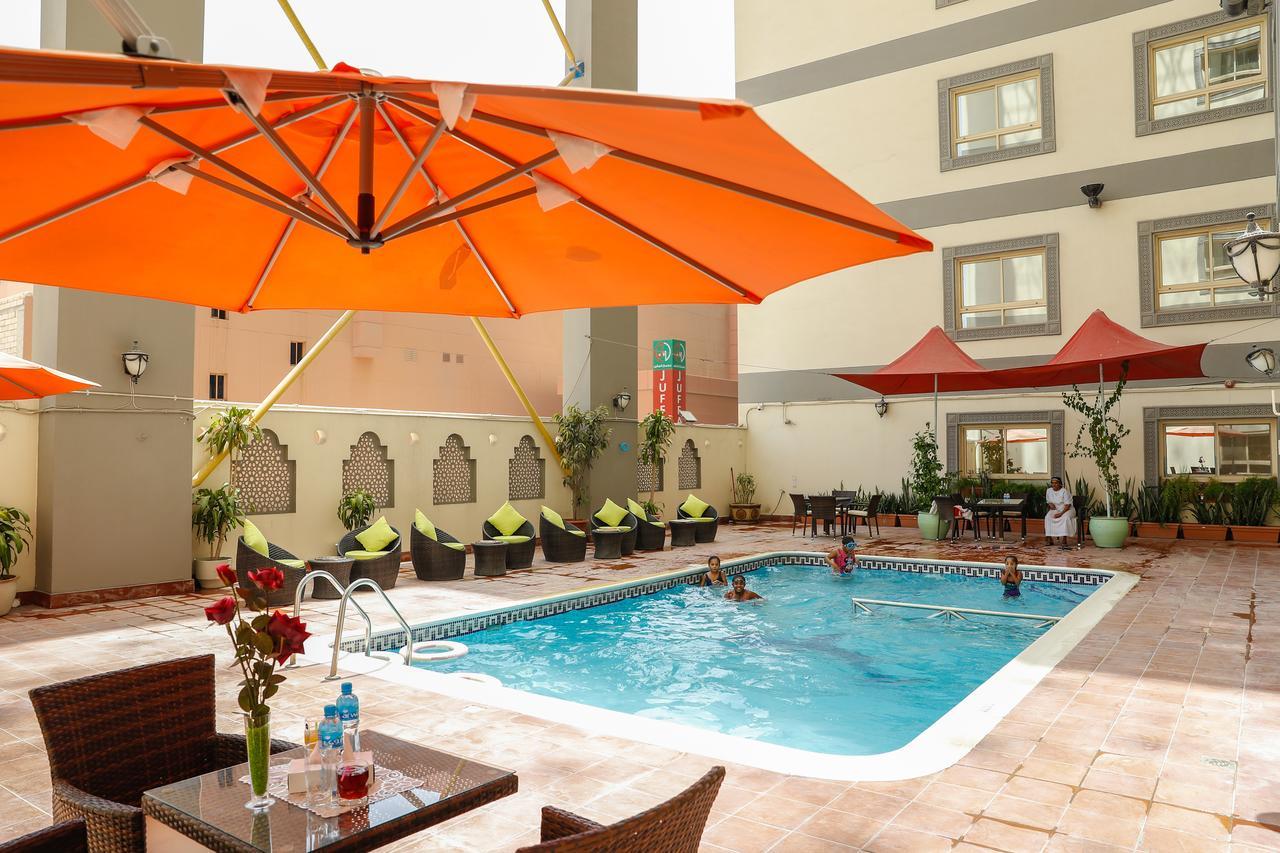 Ruru Tower Aparthotel Al-Manamah Bagian luar foto